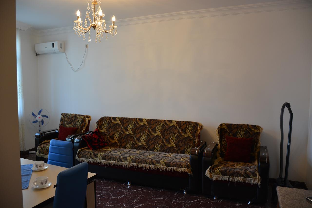 Apartment Nona Vox Batumi Exterior photo