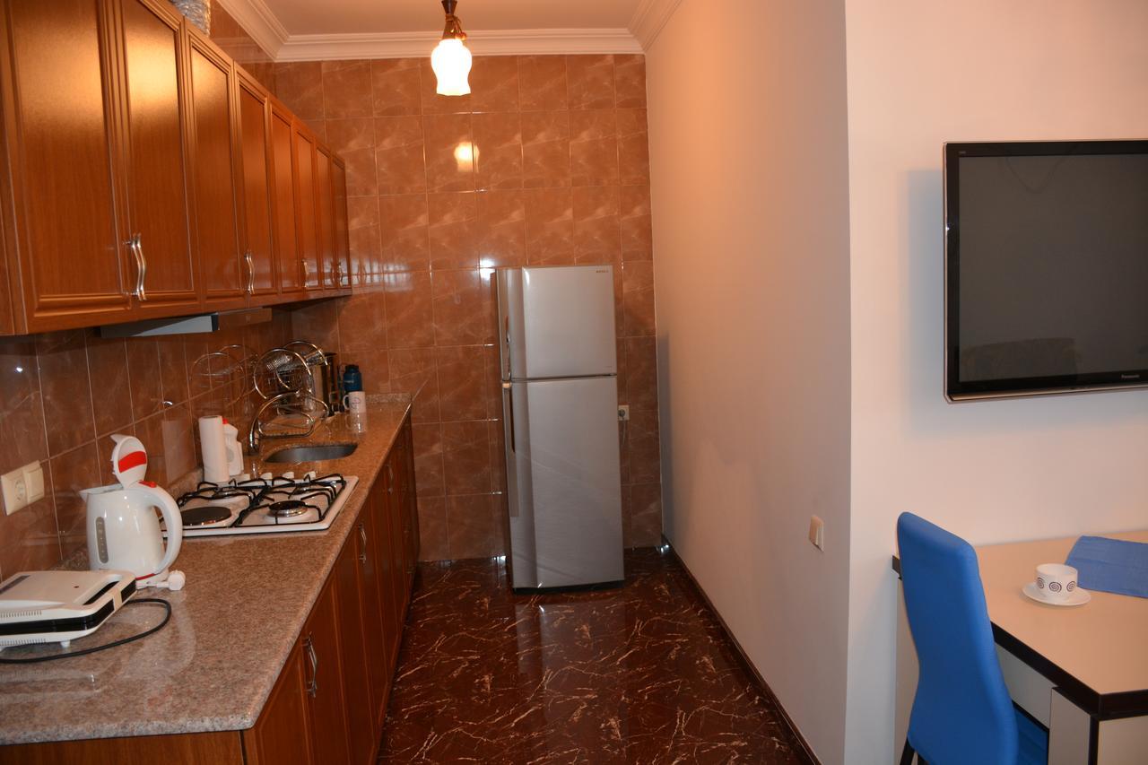 Apartment Nona Vox Batumi Exterior photo